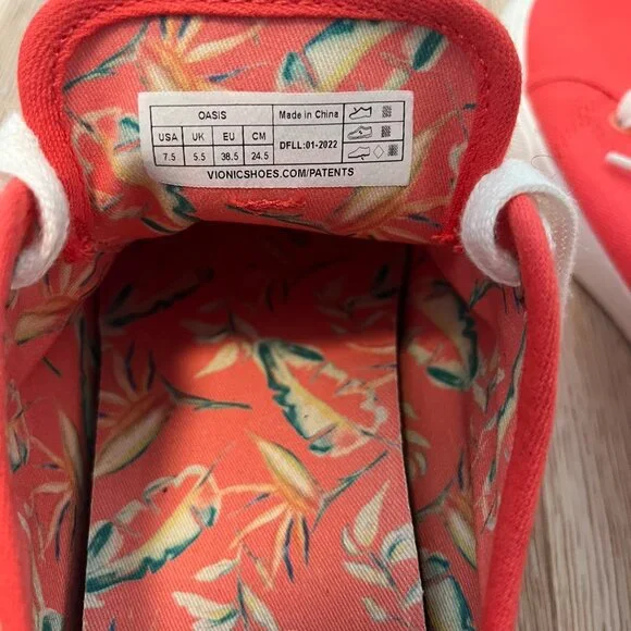 Vionic Oasis Sneaker - Picture 5 of 7